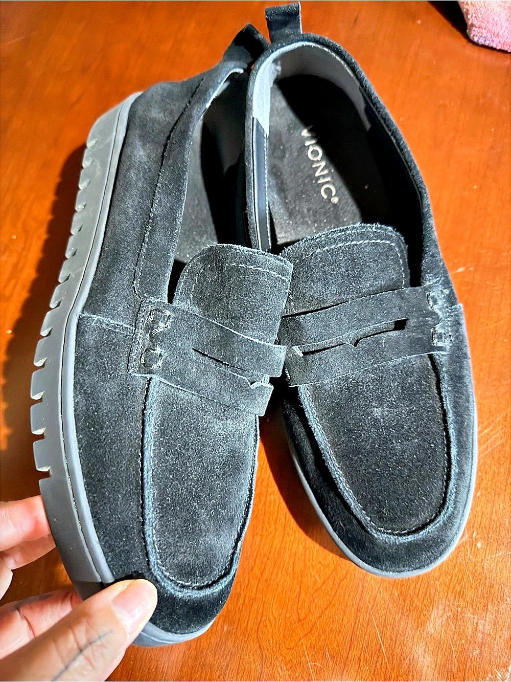 Vionic Uptown Black Loafers US 9.5